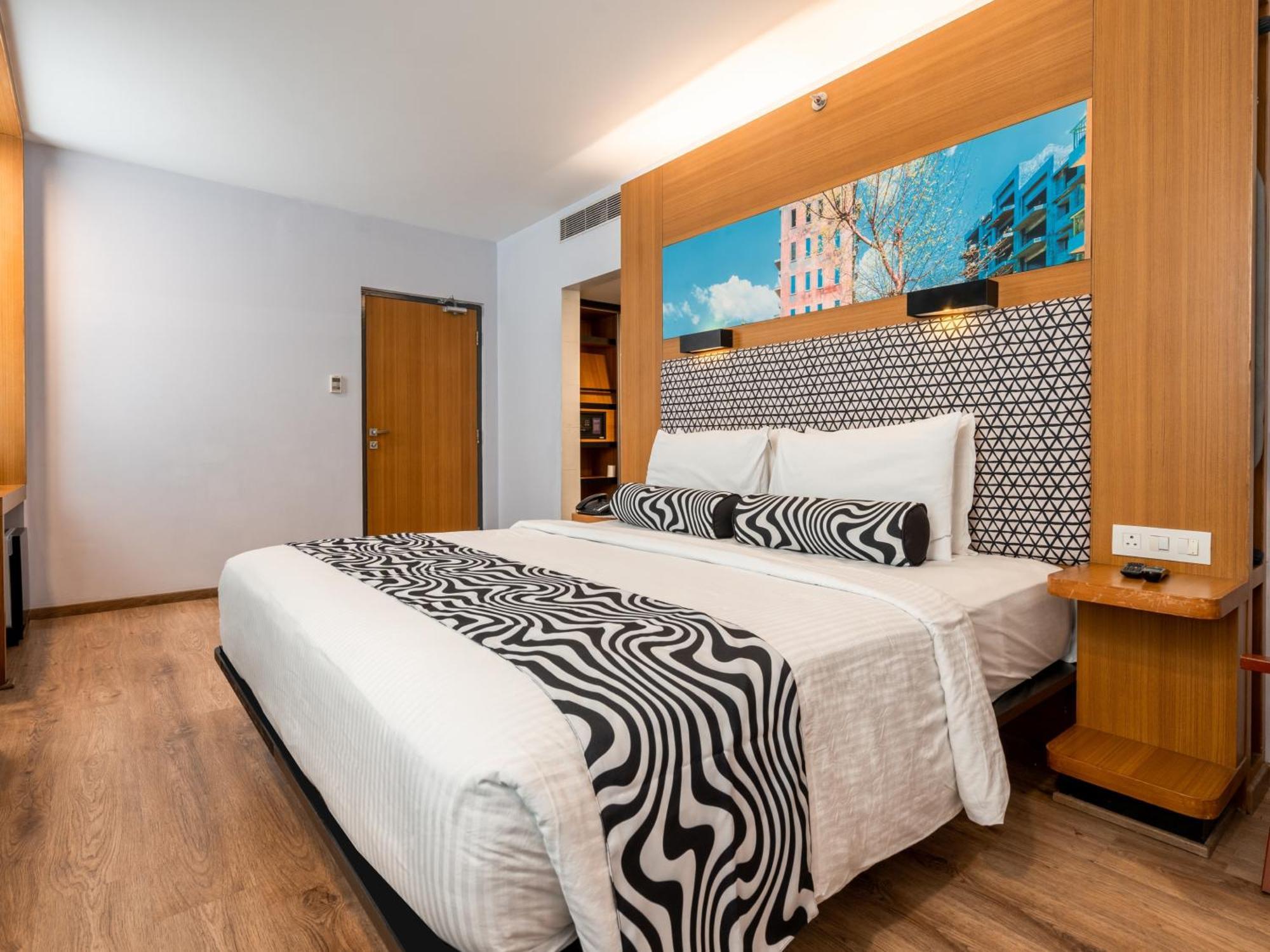 Sunday Hotel Chandigarh Zirakpur Εξωτερικό φωτογραφία