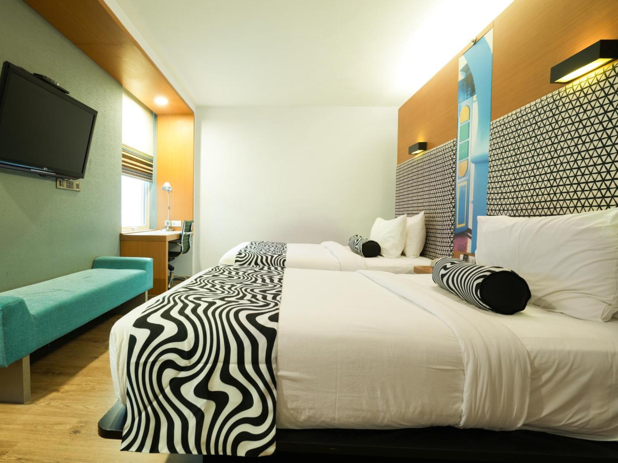 Sunday Hotel Chandigarh Zirakpur Εξωτερικό φωτογραφία