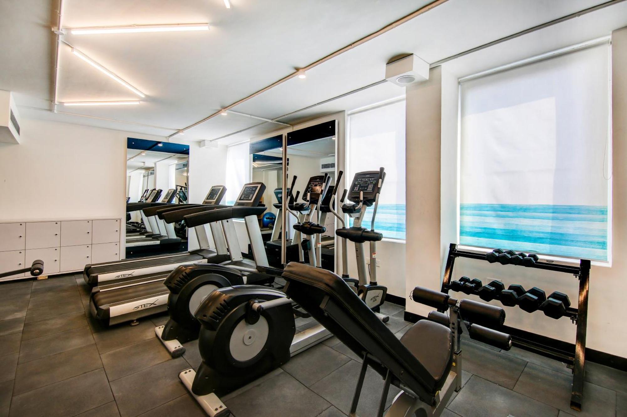 Sunday Hotel Chandigarh Zirakpur Εξωτερικό φωτογραφία