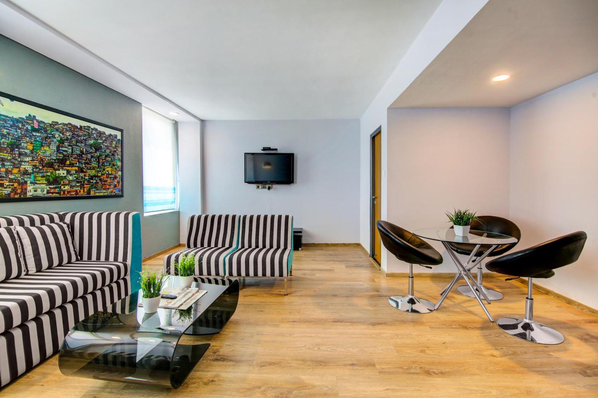 Sunday Hotel Chandigarh Zirakpur Εξωτερικό φωτογραφία